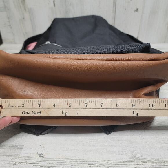 HERSCHEL SUPPLY POP QUIZ BACKPACK, BLACK & TAN - Picture 8 of 9